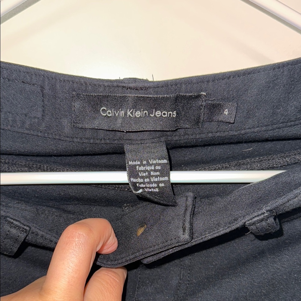 Calvin Klein Jeans Ankle Pant Straight Leg High Rise Pockets Black Womens size 4 - Picture 2 of 9